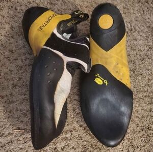 La Supportiva Men's Solution Climbing Shoes Size 12 Yellow/Black